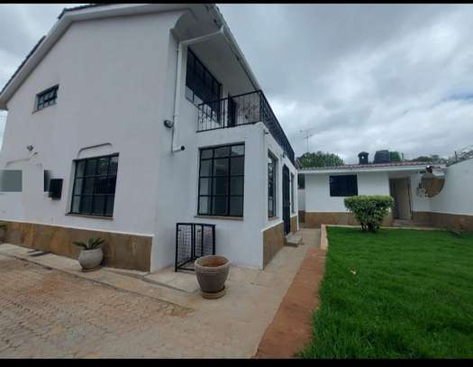 4 Bed Townhouse with En Suite in Kilimani image 16