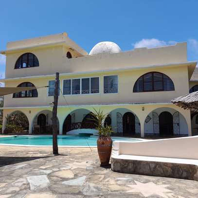 4 Bed Villa with En Suite in Watamu image 11