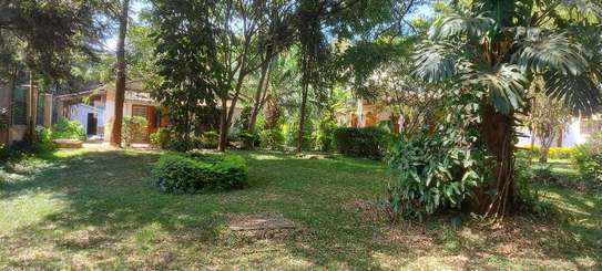 5 Bed House with En Suite in Kileleshwa image 6