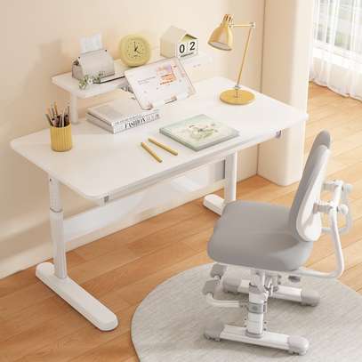 Standing Desks : Adjustable Height Standing Desk image 10