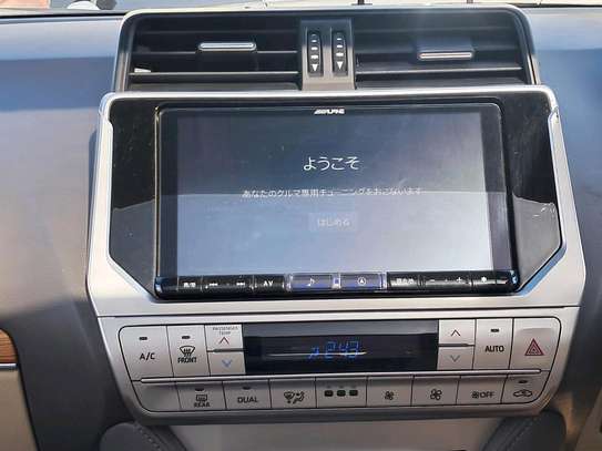 Toyota land Cruiser Prado TX-L 2020 image 9