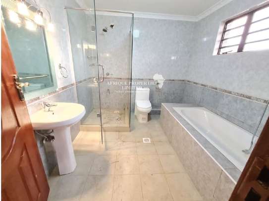 5 Bed Townhouse with En Suite at Eastern Bypass image 6