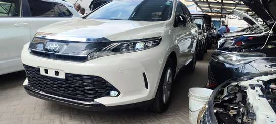 Toyota Harrier sunroof white 2018 2wd image 2