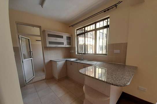 2 bedroom apartment all ensuite in kilimani image 8
