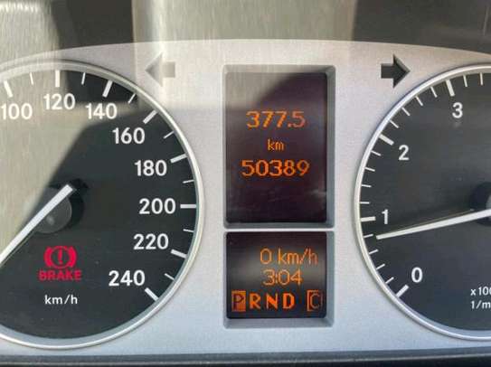 Mercedes-Benz B180 oldshape image 1