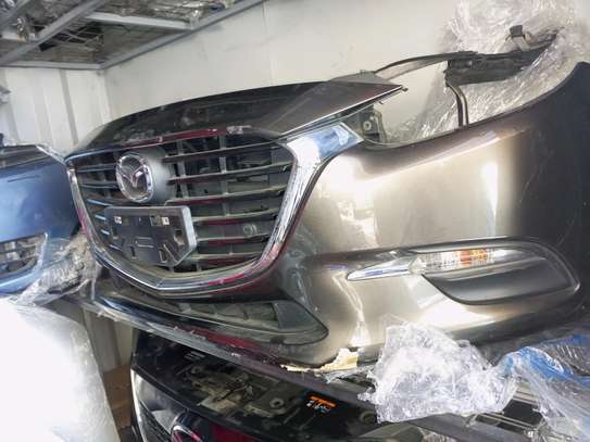 Mazda Axela nosecut image 4