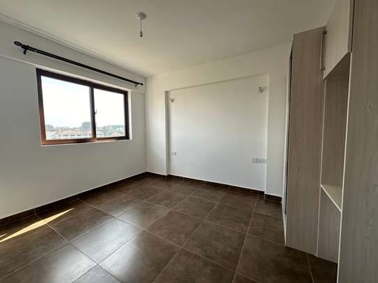 Serviced 2 Bed Apartment with En Suite in Westlands Area image 6