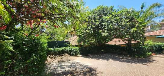 5 Bed Townhouse with En Suite in Lower Kabete image 19
