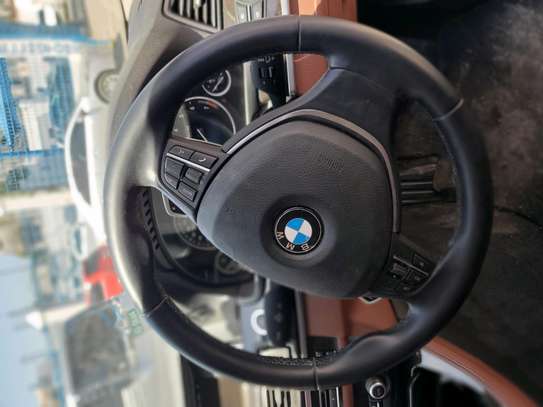 BMW 520i image 6