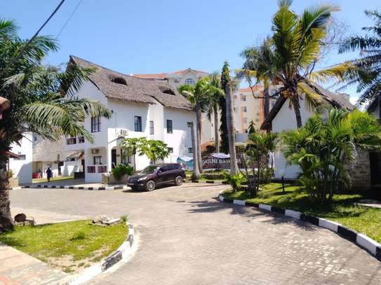 6 Bed Villa with En Suite at Nyali image 7