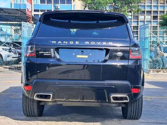 RANGE ROVER SPORT image 1