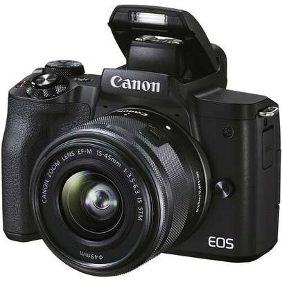 Canon EOS M50 Mark II + EF-M 15-45mm IS STM Kit image 1