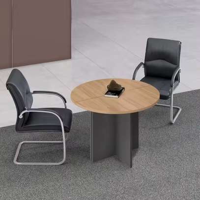 Round Mini-Conference Table image 7