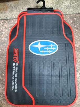 Branded car mats( 5pieces) image 4
