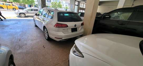 Golf variant 1400cc image 5