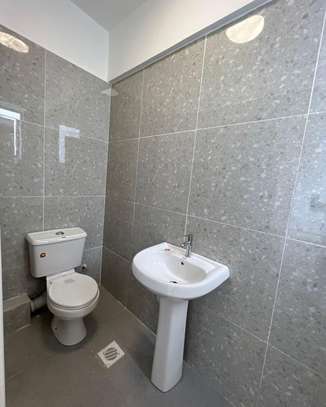 3 Bed Apartment with En Suite in Kileleshwa image 21