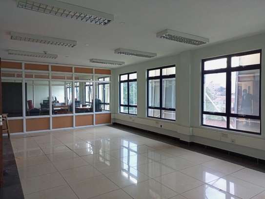 1500 ft² office for rent in Loresho image 4