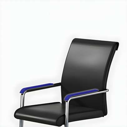 Office chars: Medium back leather executive visitor seat image 2