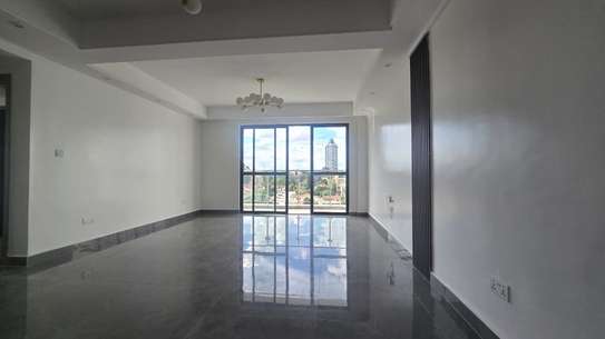 2 Bed Apartment with En Suite in Riverside image 11