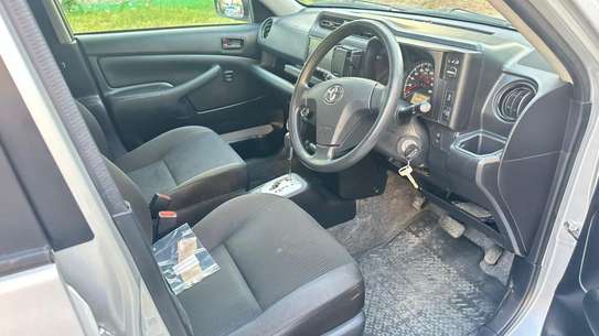 Toyota probox deposit 500K image 3