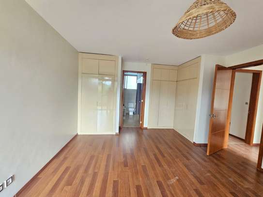 3 Bed Apartment with En Suite in Westlands Area image 4