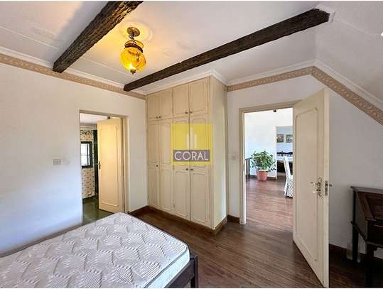 2 Bed House in Rosslyn image 7