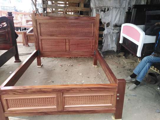 Queen Size Beds image 3