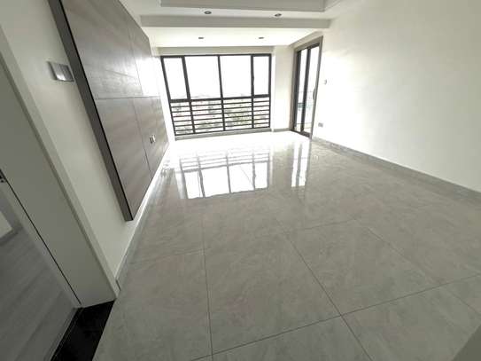 3 Bed Apartment with En Suite in Kilimani image 3