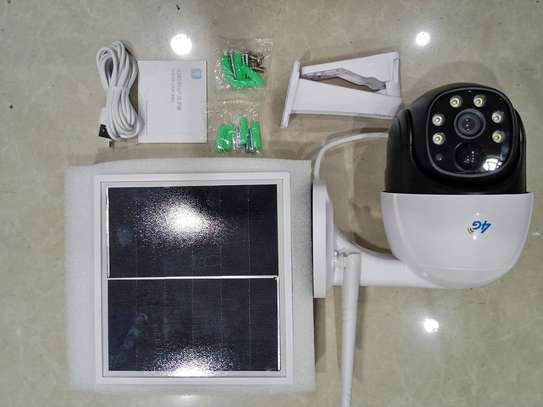 Rotating 4G SIM CARD Solar CCTV  PTZ Motion Detection image 3