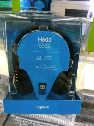 Logitech H600 Over The Head Wireless Headset  image 1