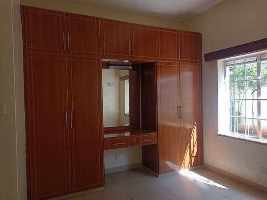 4 Bed House with En Suite in Westlands Area image 15