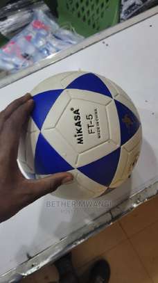 Tubeless Soccer Balls in Kenya. image 2