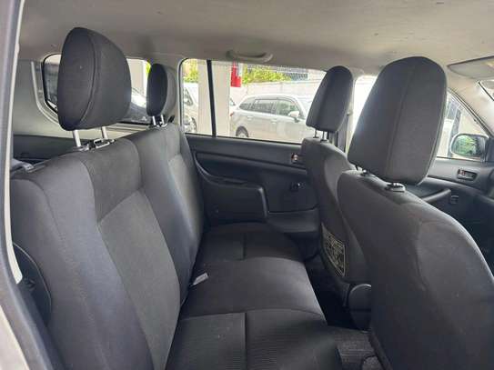 Toyota succeed TXG 2019 image 3