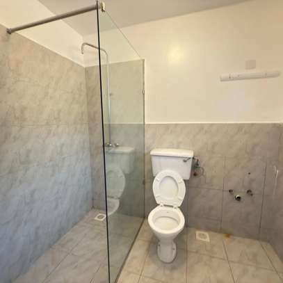 4 Bed House with En Suite at Kyuna image 12