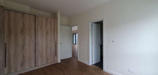 2 Bed Apartment with En Suite in Lavington image 16