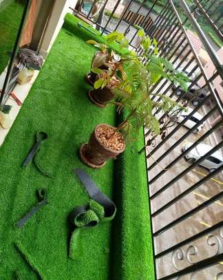 WATERPROOF SYNTHETIC ARTIFICIAL GRASS CARPET image 1