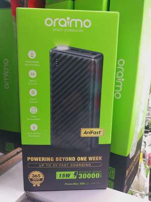 Oraimo PowerBox 300 30000mAh 15W Two-way Fast-charging Power image 3