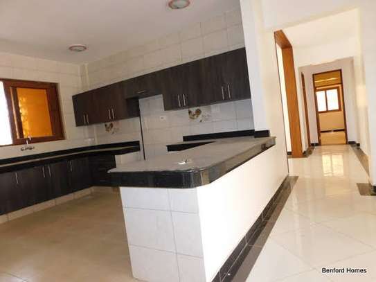 3 Bed Apartment with En Suite at Nyali image 26