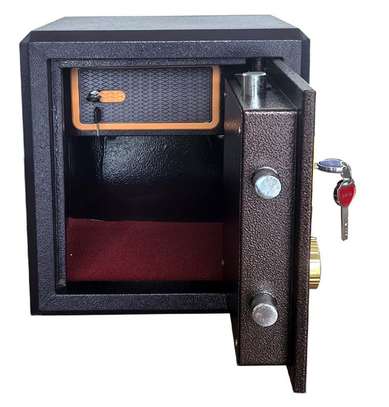 28kg Fireproof Office Safe with Secure Lock image 8