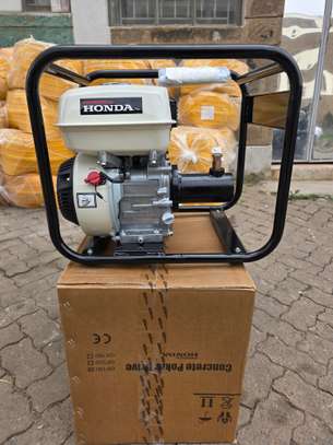 Honda concrete vibrator- (with shaft) image 3