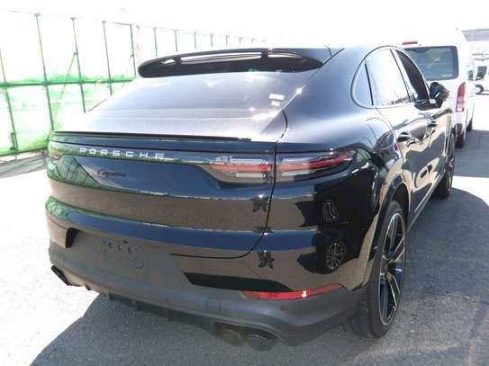 Porsche Cayenne 2021 Sunroof image 14