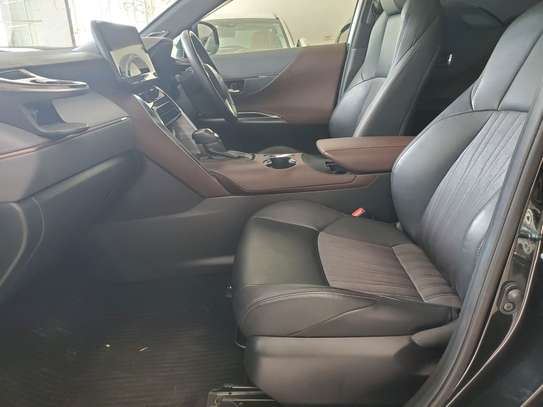 Toyota Harrier newshape 2020 image 7