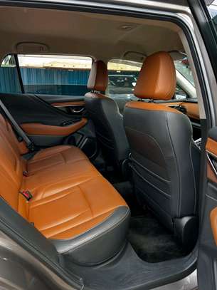 2022 Subaru outback image 10