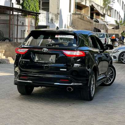 Toyota harrier   black image 9
