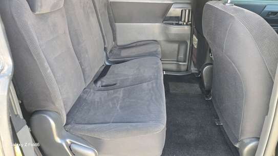 TOYOTA NOAH 8 SEATER 2019MODEL image 3