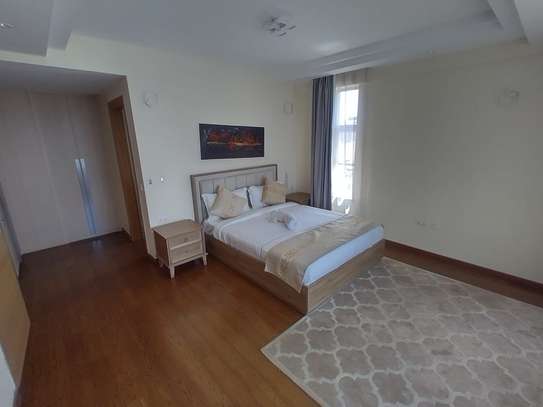 Furnished 2 Bed Apartment with En Suite in Kilimani image 9