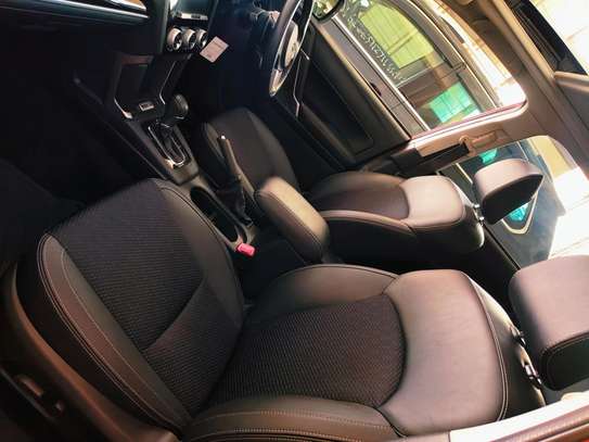 Subaru Forester Non turbo red wine 2017 image 5