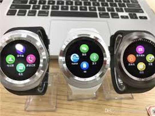 Bluetooth Y1 Smart Watch Phone image 3