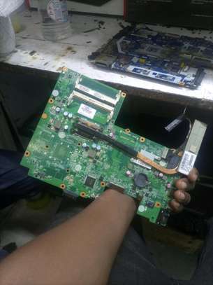 Laptop repair &sales image 2