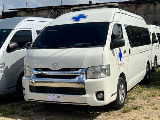 TOYOTA HIACE (AMBULANCE DIESEL ENGINE) image 3
